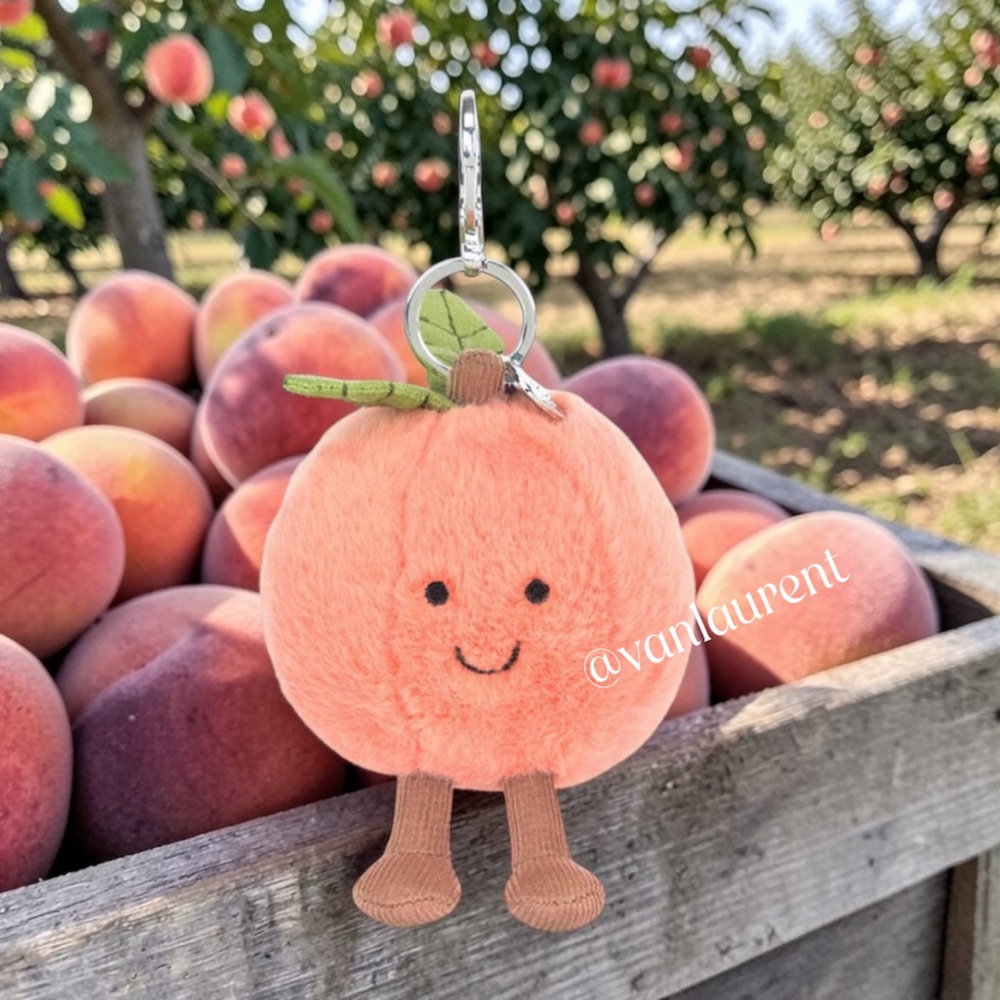 Amuseables Peach Key Charm